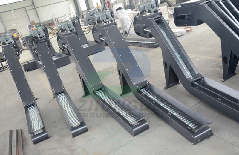 Stainless steel hinged belt chip conveyor